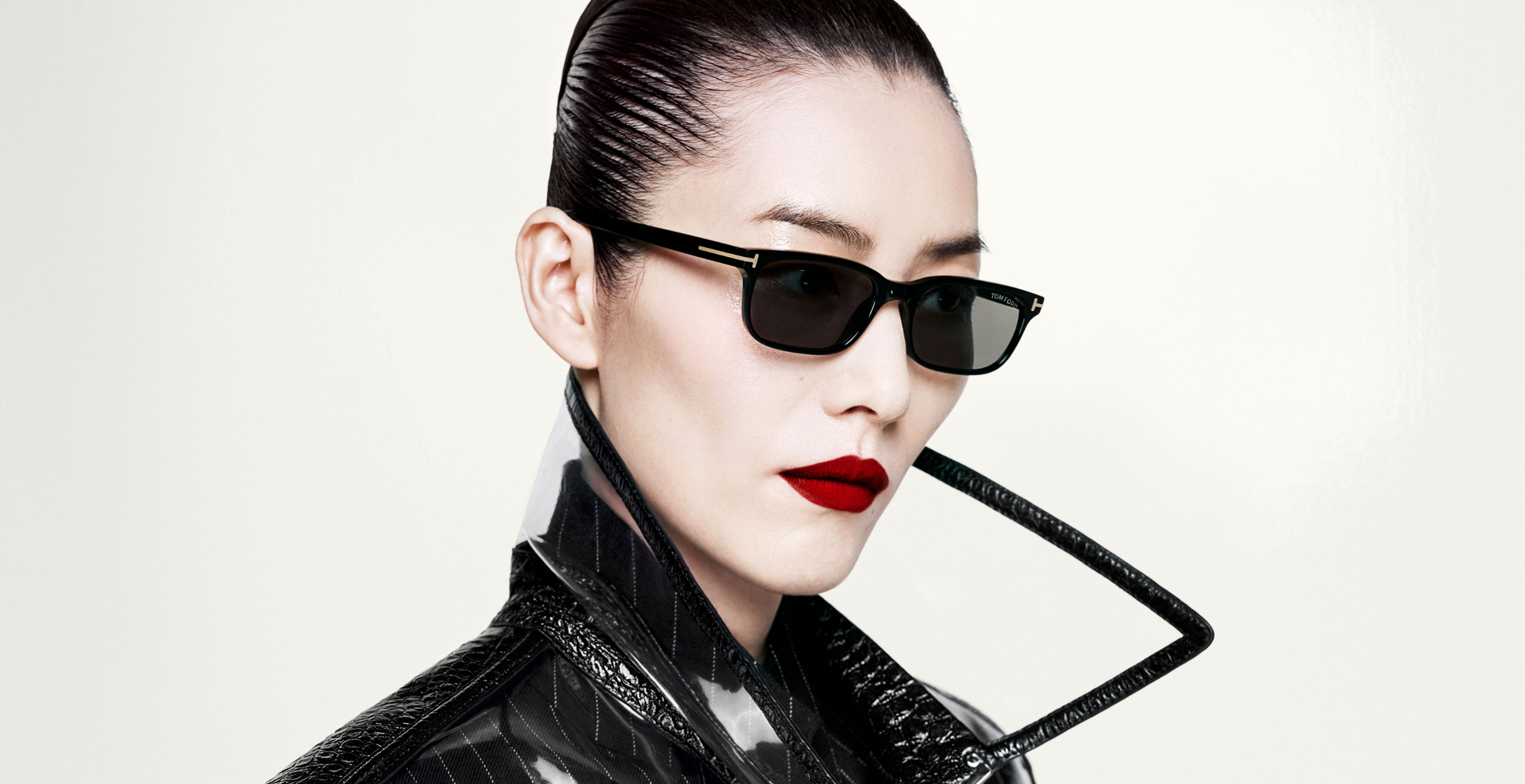 TOM FORD Fashion Online Store